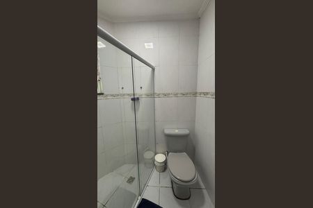 Casa para alugar com 178m², 3 quartos e 4 vagas Casa para alugar com 178m², 3 quartos e 4 vagasBanheiro da Suíte