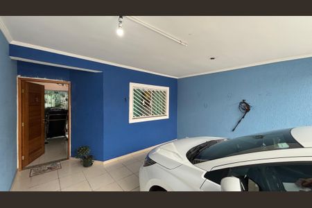 Casa para alugar com 178m², 3 quartos e 4 vagas Casa para alugar com 178m², 3 quartos e 4 vagasGaragem