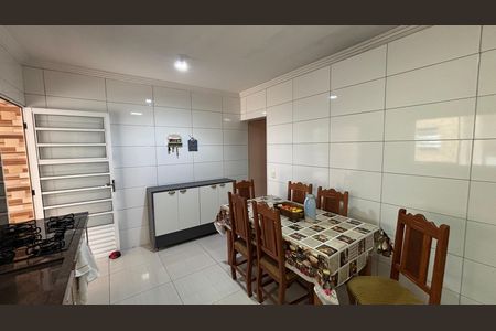 Casa para alugar com 178m², 3 quartos e 4 vagas Casa para alugar com 178m², 3 quartos e 4 vagasCozinha