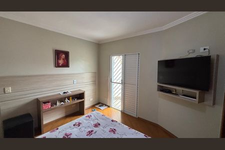 Casa para alugar com 178m², 3 quartos e 4 vagas Casa para alugar com 178m², 3 quartos e 4 vagasSuite