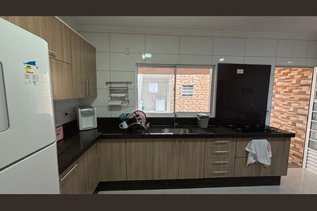 Casa para alugar com 178m², 3 quartos e 4 vagas Casa para alugar com 178m², 3 quartos e 4 vagasCozinha