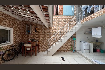 Casa para alugar com 178m², 3 quartos e 4 vagas Casa para alugar com 178m², 3 quartos e 4 vagasQuintal - Area de Serviço