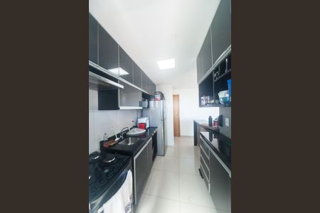 Apartamento para alugar com 68m², 2 quartos e 2 vagasCozinha
