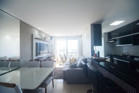 Apartamento para alugar com 68m², 2 quartos e 2 vagassala
