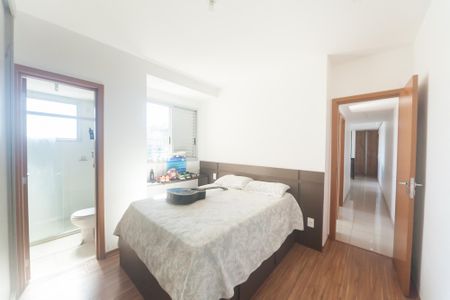 Apartamento para alugar com 68m², 2 quartos e 2 vagassuite 