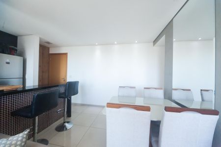Apartamento para alugar com 68m², 2 quartos e 2 vagasSala de Jantar