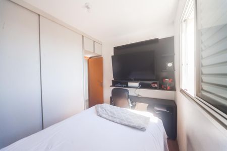Apartamento para alugar com 68m², 2 quartos e 2 vagasquarto 1