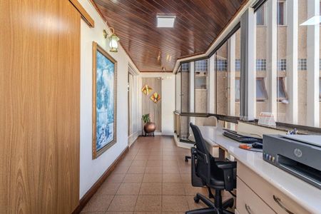 Apartamento para alugar com 159m², 3 quartos e 4 vagasSala