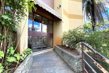 Apartamento à venda com 140m², 3 quartos e 1 vaga Apartamento à venda com 140m², 3 quartos e 1 vagaEntrada
