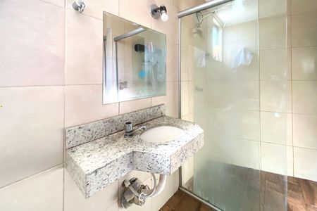 Apartamento à venda com 140m², 3 quartos e 1 vaga Apartamento à venda com 140m², 3 quartos e 1 vagaBanheiro da Suíte