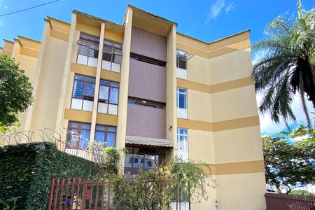 Apartamento à venda com 140m², 3 quartos e 1 vaga Apartamento à venda com 140m², 3 quartos e 1 vagaFachada