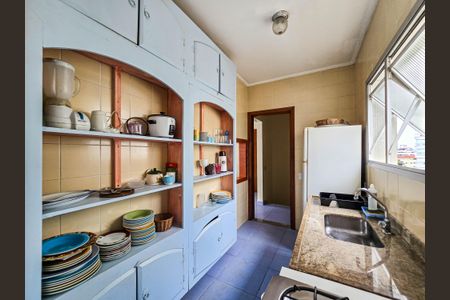 Apartamento para alugar com 86m², 2 quartos e sem vagaCozinha e Área de Serviço