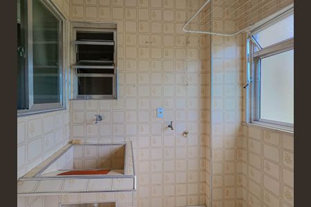 Apartamento para alugar com 86m², 2 quartos e 1 vagaÁrea de Serviço