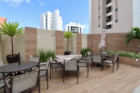 Apartamento para alugar com 59m², 2 quartos e 1 vagaÁrea comum - Piscina