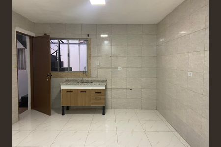 Sala - Cozinha de casa para alugar com 1 quarto, 30m² em Remédios, Osasco