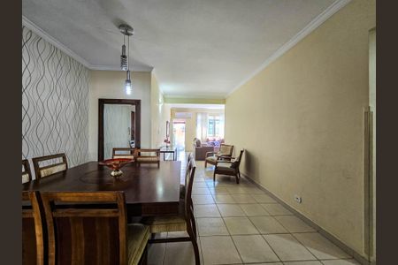 Apartamento para alugar com 75m², 2 quartos e sem vagaSala