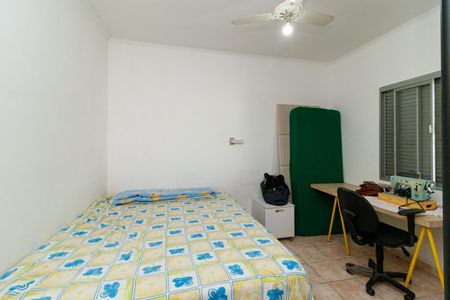 Casa à venda com 371m², 4 quartos e 6 vagasQuarto de Serviço