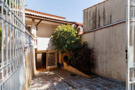 Casa à venda com 371m², 4 quartos e 6 vagasEntrada garagem