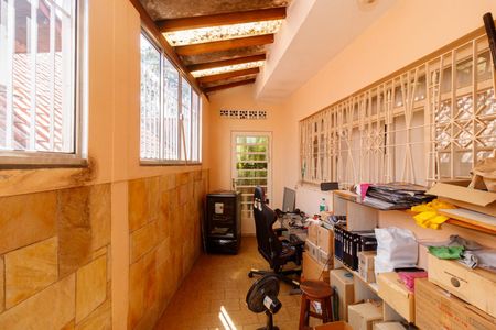 Casa à venda com 3 quartos, 371m² em Jardim Leonor Mendes de Barros, São Paulo