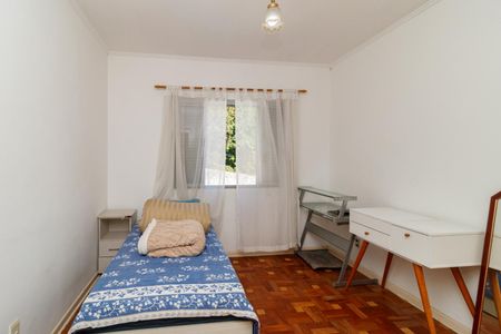 Casa à venda com 371m², 4 quartos e 6 vagasQuarto
