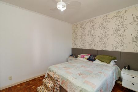 Casa à venda com 371m², 4 quartos e 6 vagasSuíte