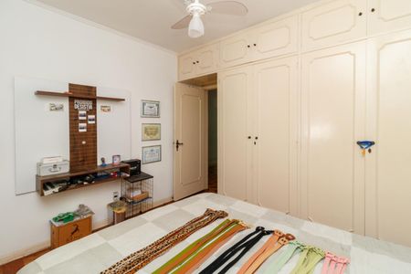 Casa à venda com 371m², 4 quartos e 6 vagasQuarto 2
