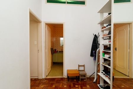 Casa à venda com 371m², 4 quartos e 6 vagasSuíte