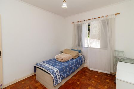 Casa à venda com 371m², 4 quartos e 6 vagasQuarto