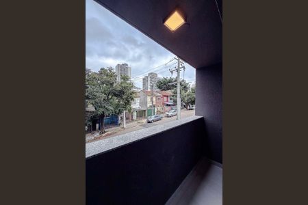 Varanda de kitnet/studio para alugar com 1 quarto, 28m² em Vila Dom Pedro I, São Paulo