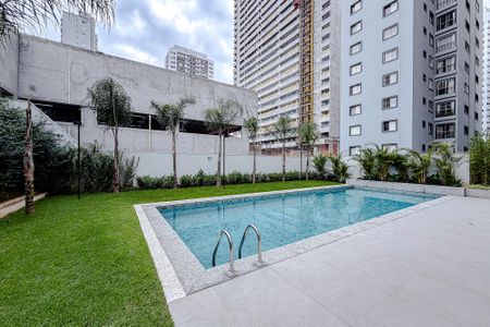 Studio para alugar com 28m², 1 quarto e sem vagaÁrea comum - Piscina