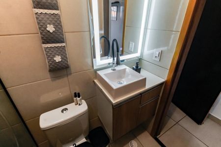 Casa para alugar com 290m², 2 quartos e 2 vagas Casa para alugar com 290m², 2 quartos e 2 vagasBanheiro da Suíte 1