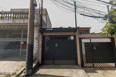 Casa para alugar com 290m², 2 quartos e 2 vagas Casa para alugar com 290m², 2 quartos e 2 vagasFachada / Garagem