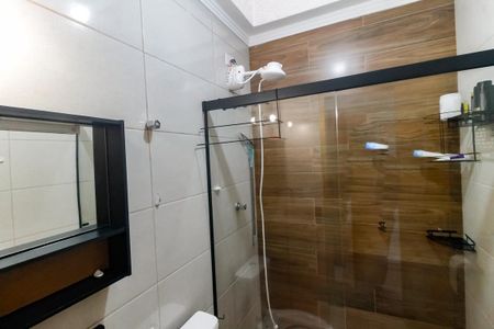 Casa para alugar com 290m², 2 quartos e 2 vagas Casa para alugar com 290m², 2 quartos e 2 vagasBanheiro da Suíte 2
