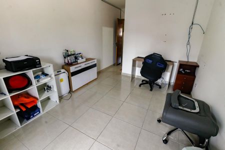 Casa para alugar com 290m², 2 quartos e 2 vagas Casa para alugar com 290m², 2 quartos e 2 vagasSuíte 2