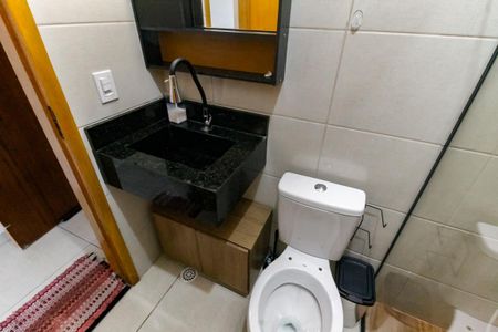 Casa para alugar com 290m², 2 quartos e 2 vagas Casa para alugar com 290m², 2 quartos e 2 vagasBanheiro da Suíte 2