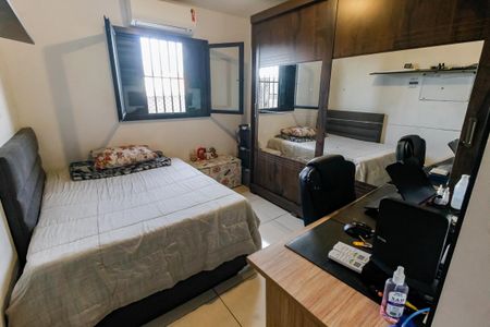 Casa para alugar com 290m², 2 quartos e 2 vagas Casa para alugar com 290m², 2 quartos e 2 vagasSuíte 1
