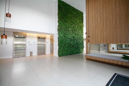 Apartamento à venda com 78m², 2 quartos e 1 vagaHall Social