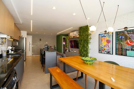 Apartamento à venda com 78m², 2 quartos e 1 vagaAmbientes Integrados (Sala, Cozinha e Varanda)