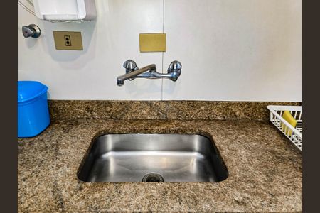 Apartamento para alugar com 82m², 2 quartos e sem vagacozinha