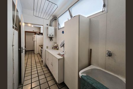 Apartamento para alugar com 82m², 2 quartos e sem vagaCozinha e Área de Serviço