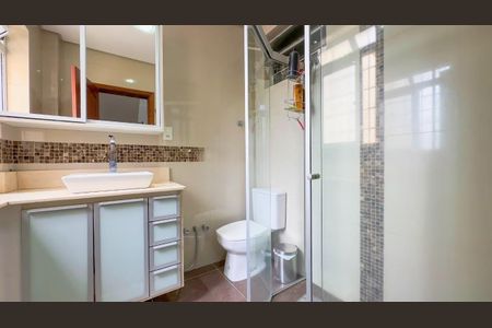 Casa para alugar com 300m², 3 quartos e 4 vagasBanheiro 2