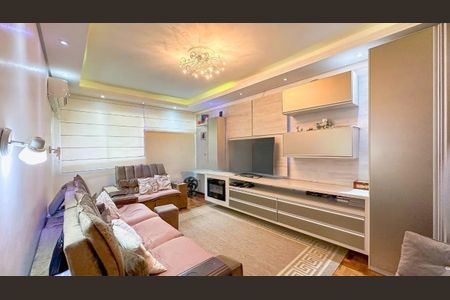 Sala de casa para alugar com 3 quartos, 300m² em Azenha, Porto Alegre