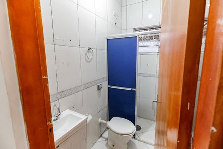 Banheiro de casa para alugar com 2 quartos, 240m² em Jardim Vale das Virtudes, São Paulo