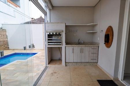 Casa de condomínio para alugar com 302m², 4 quartos e 4 vagas Casa de condomínio para alugar com 302m², 4 quartos e 4 vagasÁrea comum