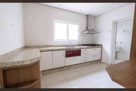 Casa de condomínio para alugar com 302m², 4 quartos e 4 vagas Casa de condomínio para alugar com 302m², 4 quartos e 4 vagasCozinha