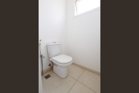 Casa de condomínio para alugar com 302m², 4 quartos e 4 vagas Casa de condomínio para alugar com 302m², 4 quartos e 4 vagasLavabo