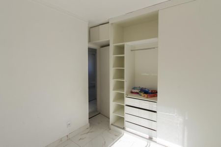 Apartamento à venda com 93m², 3 quartos e 2 vagasQuarto 2