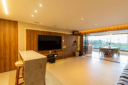 Apartamento à venda com 123m², 3 quartos e 2 vagas Apartamento à venda com 123m², 3 quartos e 2 vagasSala integrada com Cozinha