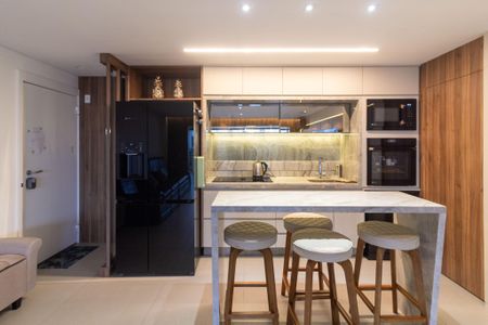 Apartamento à venda com 123m², 3 quartos e 2 vagas Apartamento à venda com 123m², 3 quartos e 2 vagasSala integrada com Cozinha