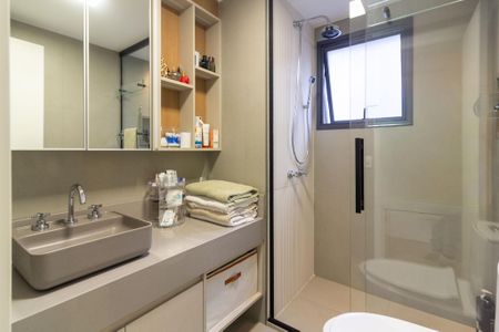 Apartamento à venda com 123m², 3 quartos e 2 vagas Apartamento à venda com 123m², 3 quartos e 2 vagasBanheiro Suíte 1